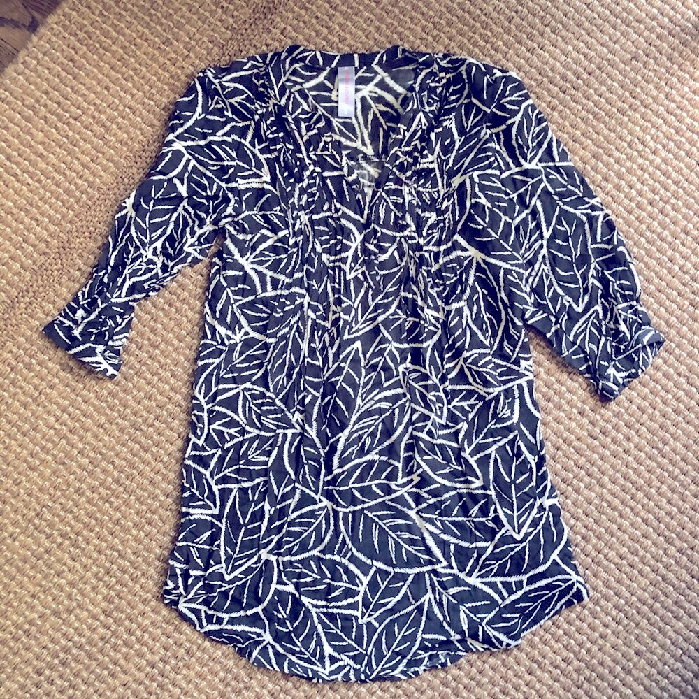 Handpicked tunic size small.